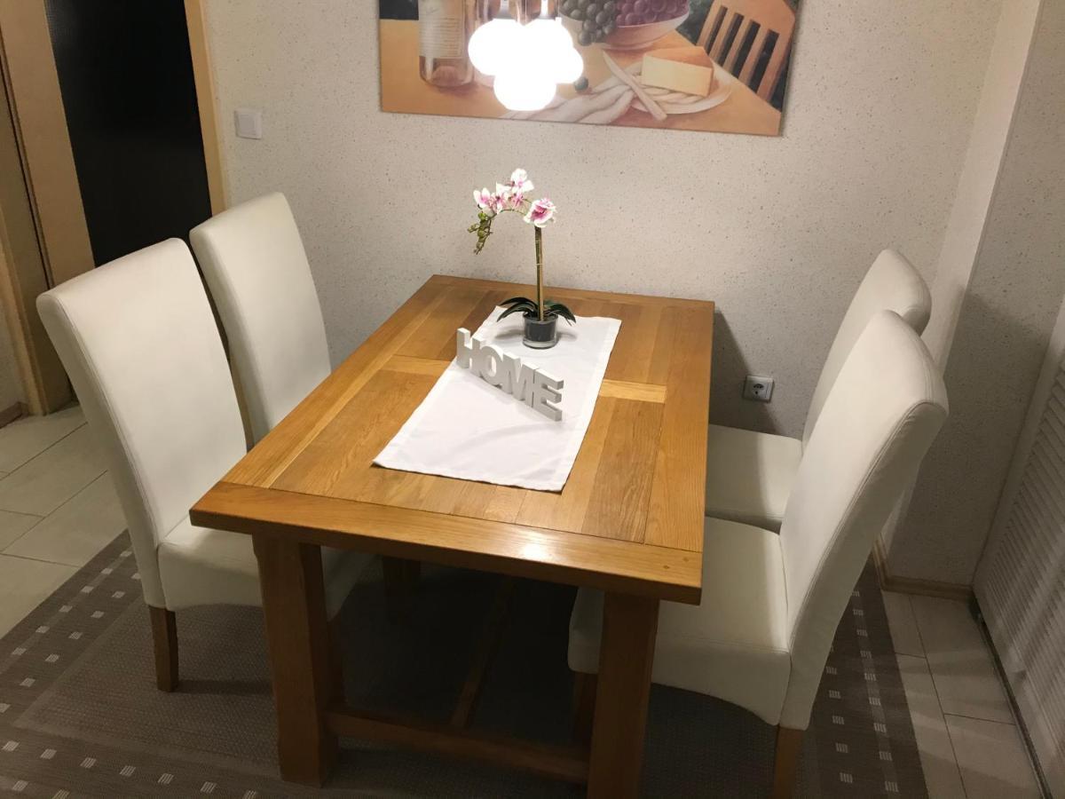 Apartment Am Doc
