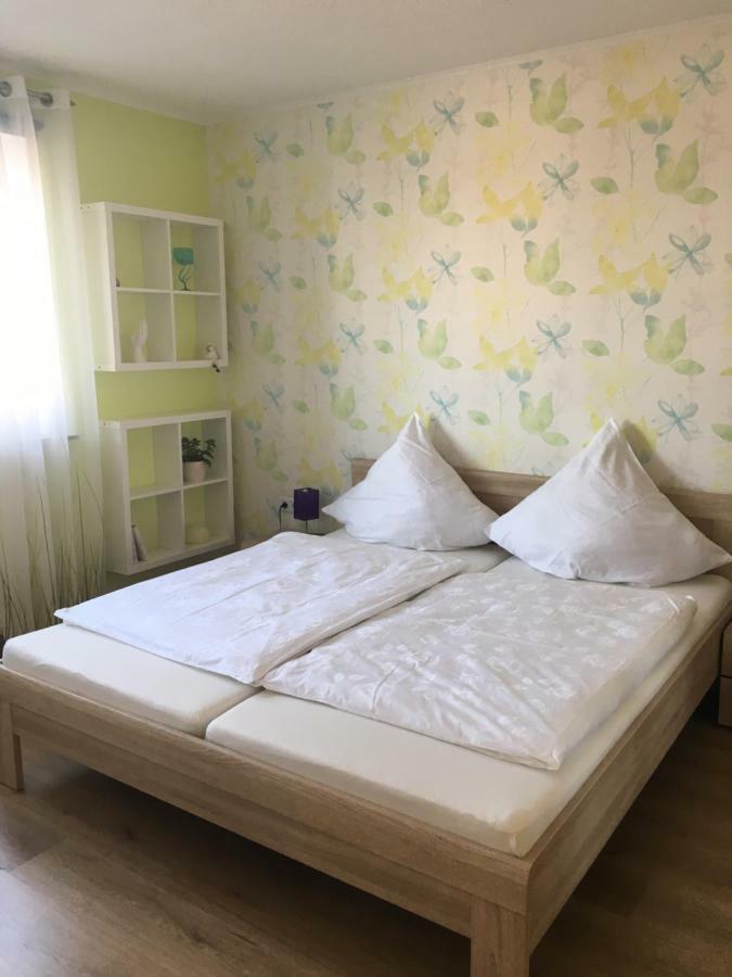 Apartment Am Doc *
